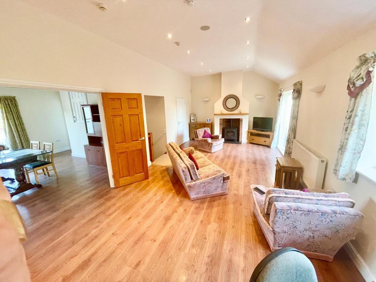 Holiday home Barcelona Holyhead