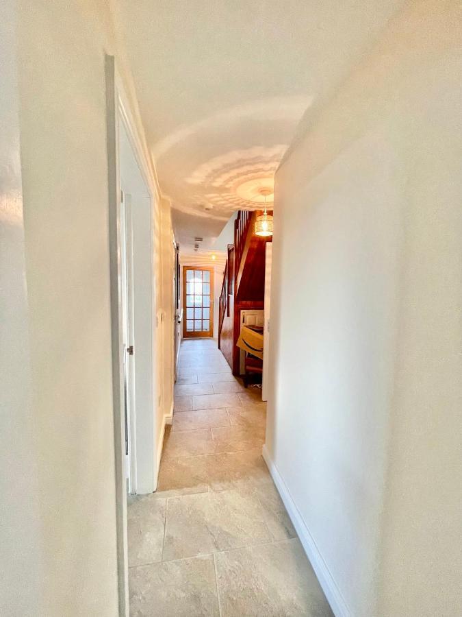 Holiday home Barcelona Holyhead