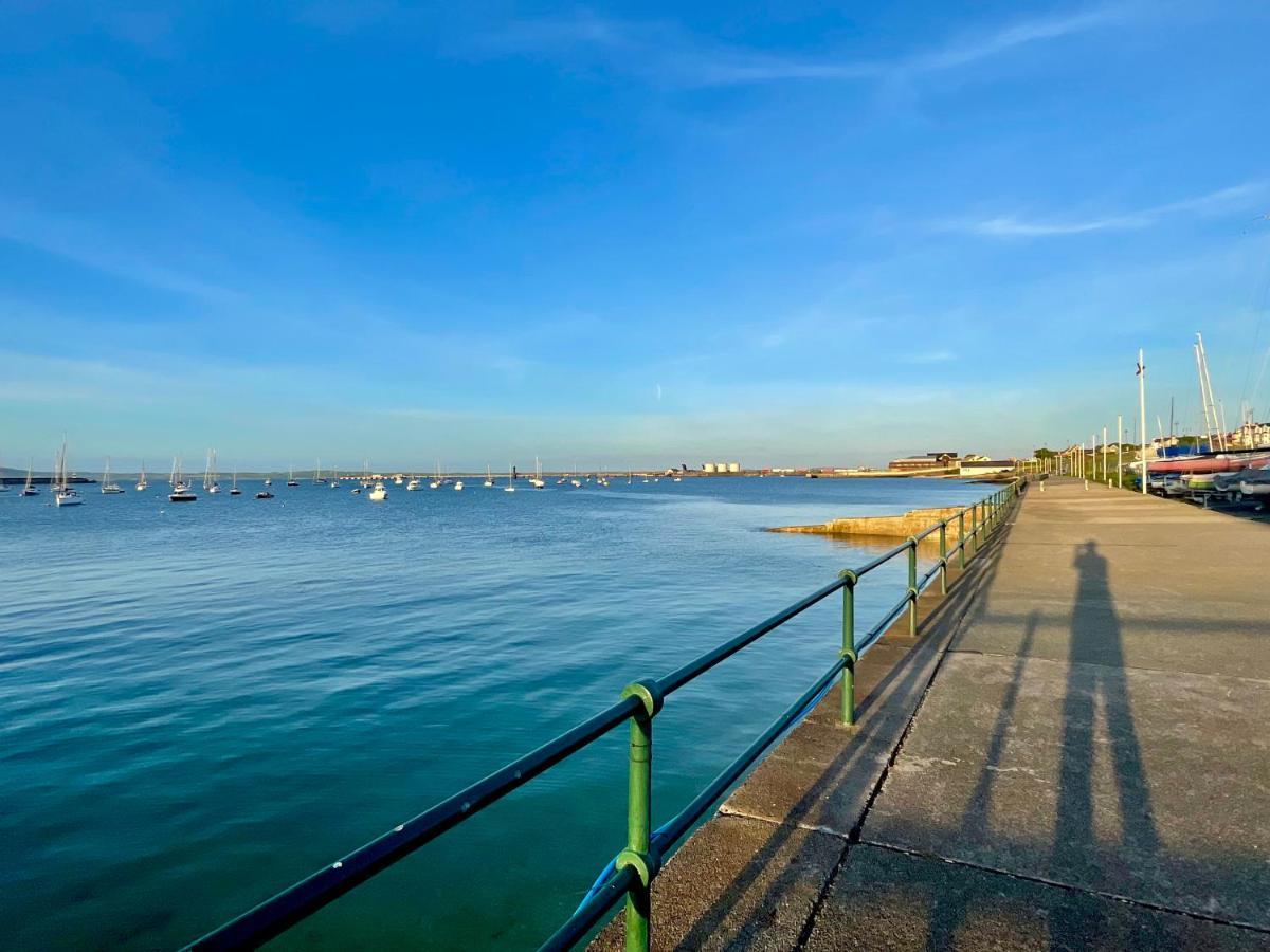 Barcelona * Holyhead